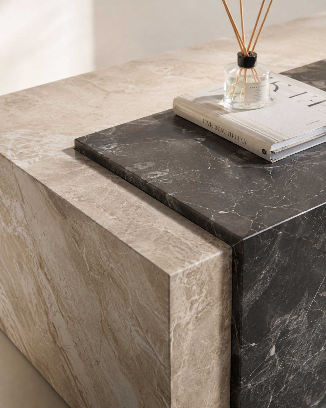 LAGOON marble coffee table - image 1